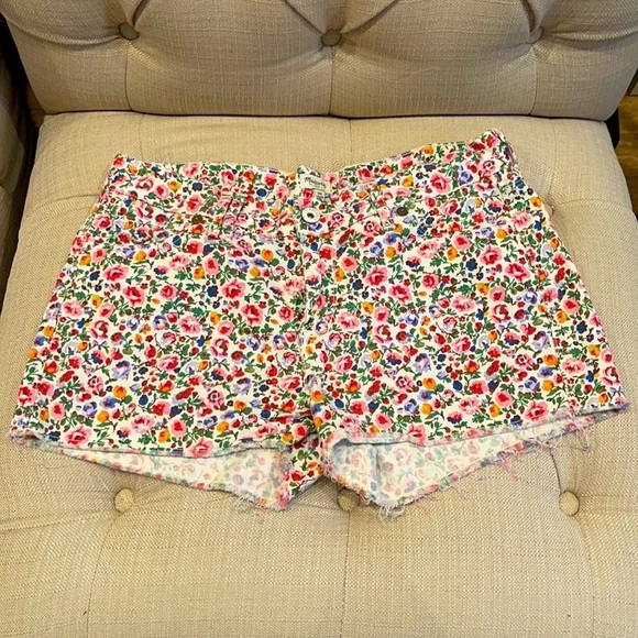 Madewell Multicolor Floral Raw Hem Mini Shorts - Picture 1 of 8